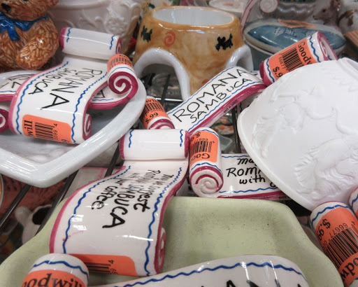 Thrift Store «Goodwill Store & Donation Center», reviews and photos, 5518 Touhy Ave, Skokie, IL 60077, USA