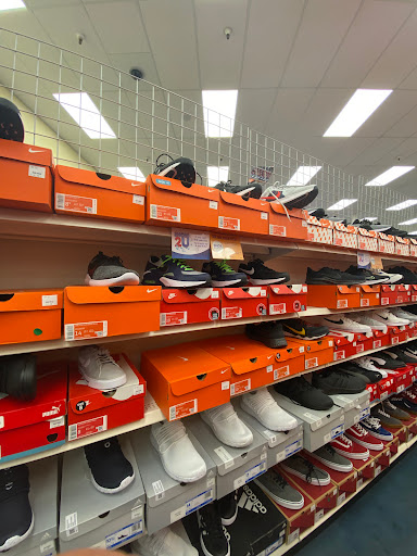 Shoe Store «Shoe Carnival», reviews and photos, 6249 Slide Rd, Lubbock, TX 79414, USA