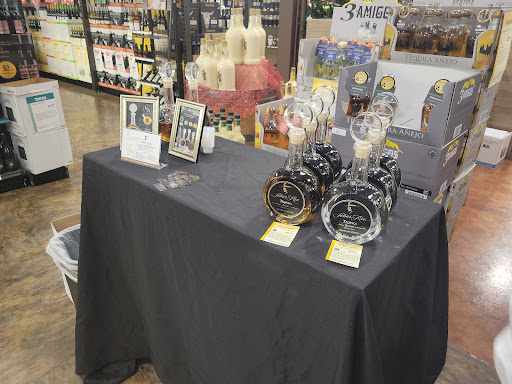 Wine Store «Total Wine & More», reviews and photos, 2224 E Williams Field Rd, Gilbert, AZ 85295, USA