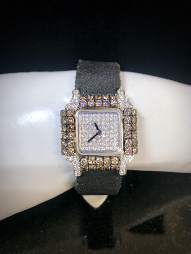 Pawn Shop «Uptown Pawn», reviews and photos, 301 W Lake St, Minneapolis, MN 55408, USA