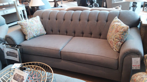 Furniture Store «FrontRoom Furnishings», reviews and photos, 940 Polaris Pkwy, Columbus, OH 43240, USA