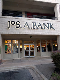 Jos A. Bank
