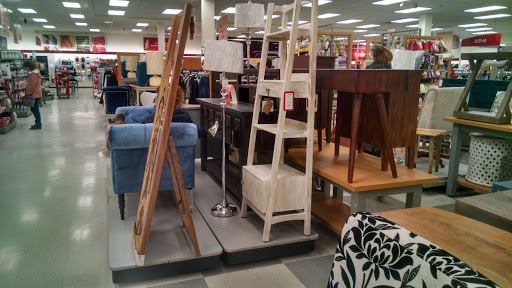 Department Store «T.J. Maxx», reviews and photos, 3 Merchants Row, Rutland, VT 05701, USA