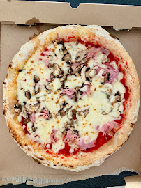 Plats et boissons du Pizzas à emporter ZAPPO SAINT-PAUL à Lyon - n°2