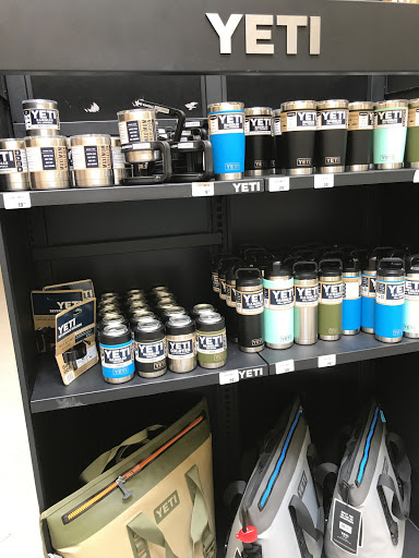 Sporting Goods Store «Academy Sports + Outdoors», reviews and photos, 16610 Southwest Fwy, Sugar Land, TX 77479, USA