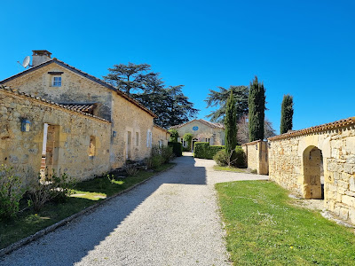 La Balie - Luxury gites with yoga studio perfect for Retreats and group holidays à Salles
