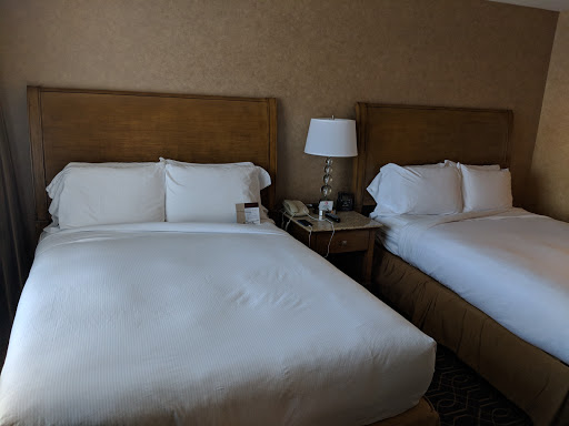 Hotel «DoubleTree Suites by Hilton Hotel Anaheim Resort - Convention Center», reviews and photos, 2085 S Harbor Blvd, Anaheim, CA 92802, USA