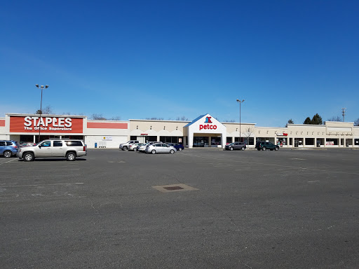 Pet Supply Store «Petco Animal Supplies», reviews and photos, 1694 Boston Rd, Springfield, MA 01129, USA