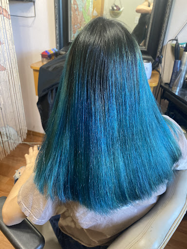 Beauty Salon «Colour Parlour», reviews and photos, 443 NE Norton Ln, McMinnville, OR 97128, USA