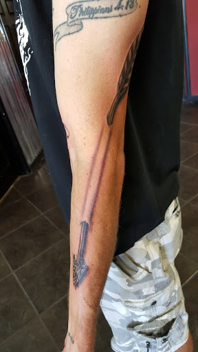Tattoo Shop «Red Dirt Tattoo Company», reviews and photos, 8373 Culebra Rd #107, San Antonio, TX 78251, USA