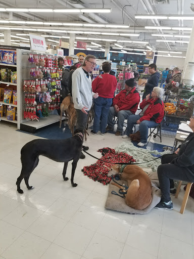 Pet Supply Store «Petco Animal Supplies», reviews and photos, 710 W 66th St, Richfield, MN 55423, USA