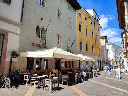 Forsterbräu Trento - Via Paolo Oss-Mazzurana, 38, 38122 Trento TN, Italy