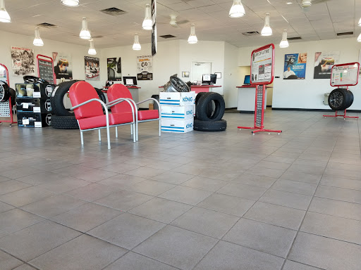 Tire Shop «Discount Tire Store - Lubbock, TX», reviews and photos, 1702 Avenue Q, Lubbock, TX 79401, USA