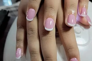 Aj_ beauty nail & lashes image