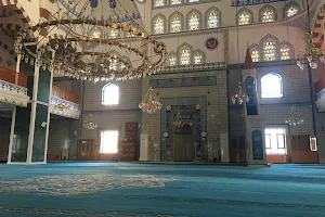 Abu Bakr Mosque image