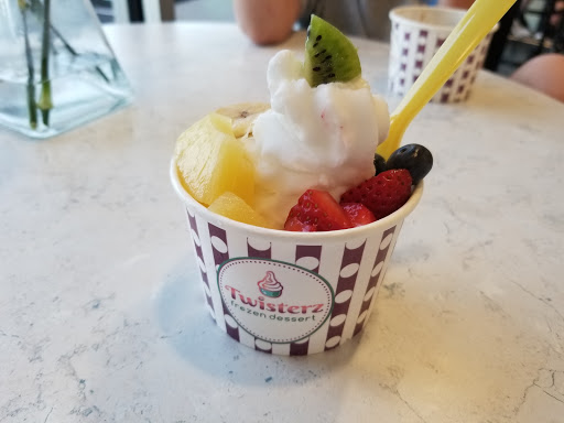 Frozen Yogurt Shop «Twisterz Frozen Dessert», reviews and photos, 1229 E McKellips Rd #108, Mesa, AZ 85203, USA