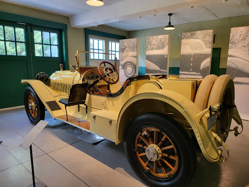 Museum «Oldfields–Lilly House & Gardens», reviews and photos, 4000 N Michigan Rd, Indianapolis, IN 46208, USA