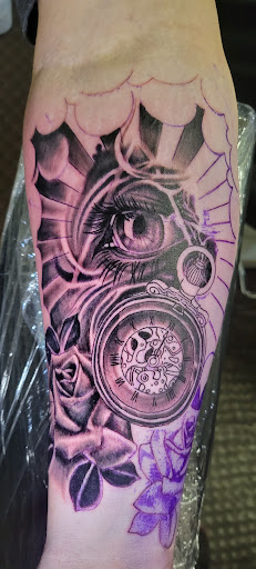 Explore cute finger tattoo ideas, creative tattoo ideas in Angola, available at Hoodlum Ink