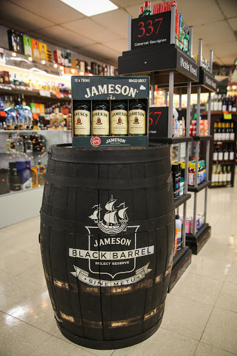 Liquor Store «Pershing Liquors», reviews and photos, 5660 N Pershing Ave, Stockton, CA 95207, USA