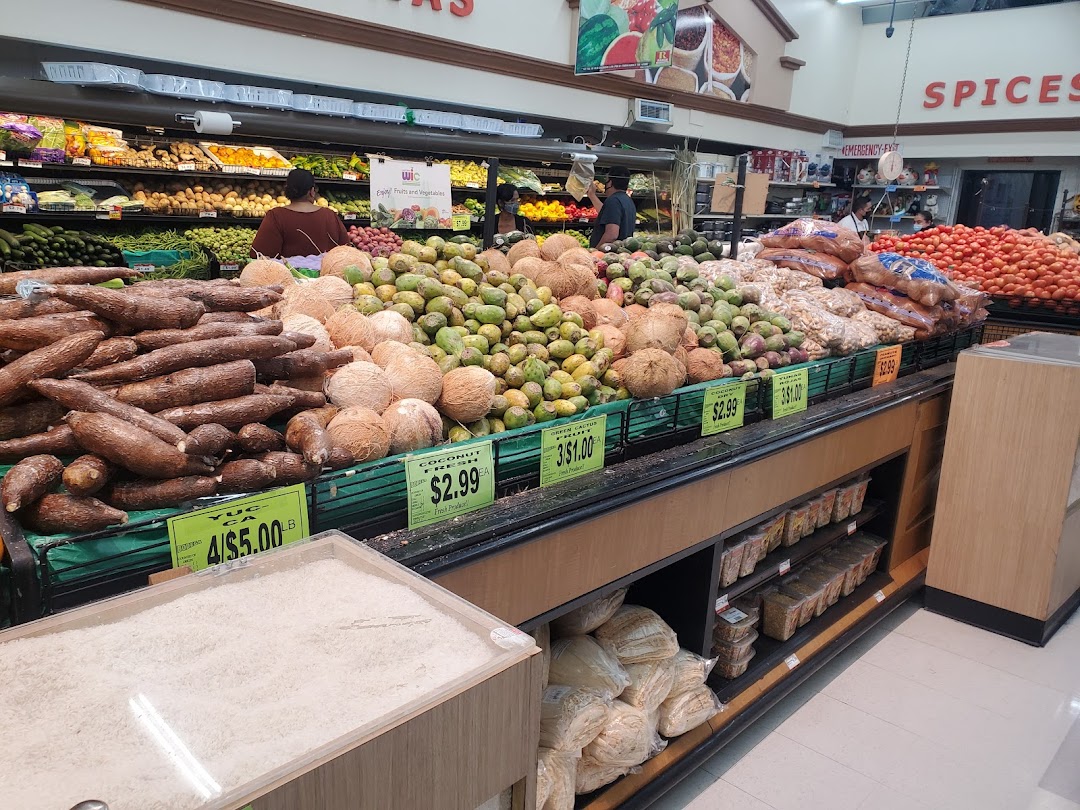 Bodega R Ranch Market