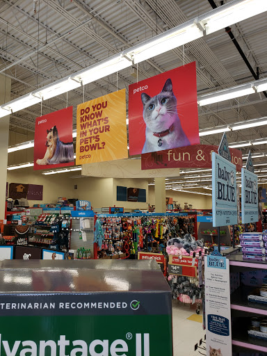 Pet Supply Store «Petco Animal Supplies», reviews and photos, 200 Center Blvd S, Christiana, DE 19702, USA