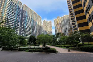 Wolbae I'Park secondary Apartments image