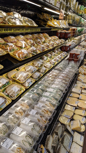 Grocery Store «Maywood Market Place», reviews and photos, 78 W Pleasant Ave, Maywood, NJ 07607, USA