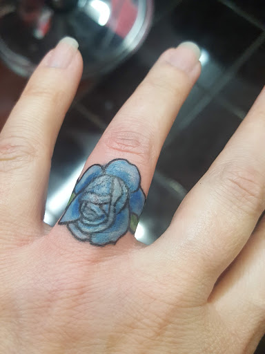 Tattoo Shop «Sketches Tattoo», reviews and photos, 4356 W Olive Ave, Glendale, AZ 85302, USA