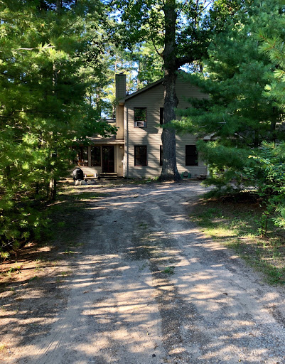 Vacation Home Rental Agency «Leelanau Vacation Rentals», reviews and photos, 6546 State St, Glen Arbor, MI 49636, USA