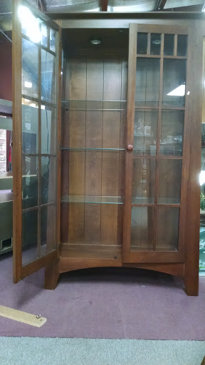 Thrift Store «Halo Bargain Center», reviews and photos