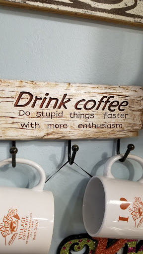 Coffee Shop «Village Coffee Pot of Mount Dora», reviews and photos, 425 N Donnelly St, Mt Dora, FL 32757, USA