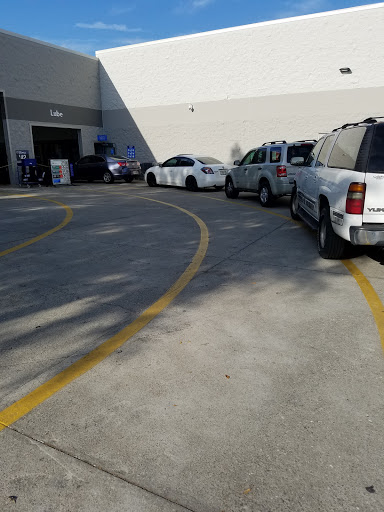 Tire Shop «Walmart Tires & Auto Parts», reviews and photos, 9205 Gibsonton Dr, Gibsonton, FL 33534, USA