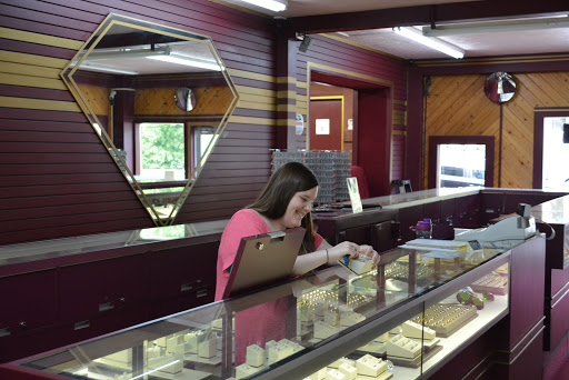 Jewelry Buyer «James Diamond National Jewelry Manufacturing Company», reviews and photos, 1418 Pocono Blvd, Mt Pocono, PA 18344, USA