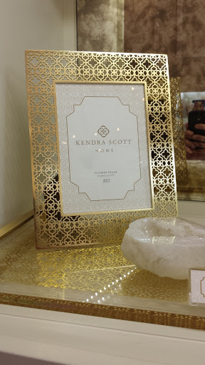 Jewelry Store «Kendra Scott», reviews and photos, 5800 Legacy Dr C2A, Plano, TX 75024, USA