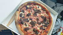 Plats et boissons du Pizzas à emporter La Casa D'jé à Montreuil-l'Argillé - n°5