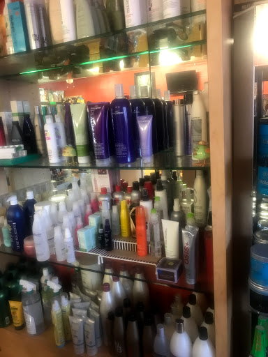 Beauty Salon «Hollywood Beauty Salon & Supplies», reviews and photos, 528 W Chapman Ave, Orange, CA 92868, USA