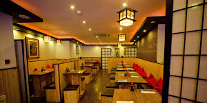 Zakura Noodle & Sushi Restaurant