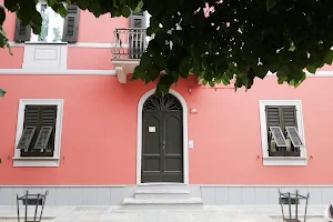 Rivaro Palace image
