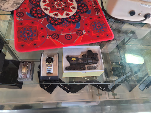 Pawn Shop «The PawnStore», reviews and photos, 3005 Douglas Ave, Des Moines, IA 50310, USA