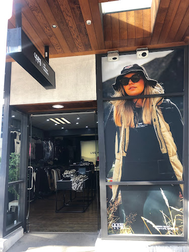 ilabb Queenstown - Clothing store