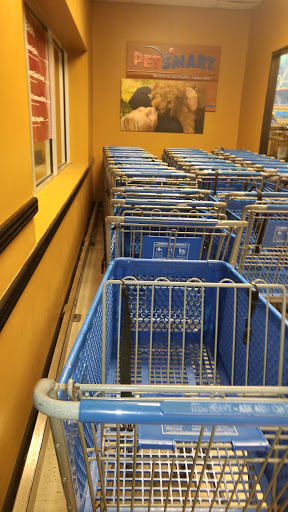 Pet Supply Store «PetSmart», reviews and photos, 42 Southgate Square, Colonial Heights, VA 23834, USA