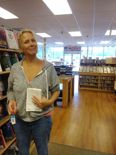 Book Store «AFK Books & Records», reviews and photos, 4801 Shore Dr d, Virginia Beach, VA 23455, USA