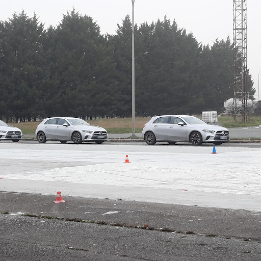 Automobile Club Prévention à Saint-Marcel, Eure