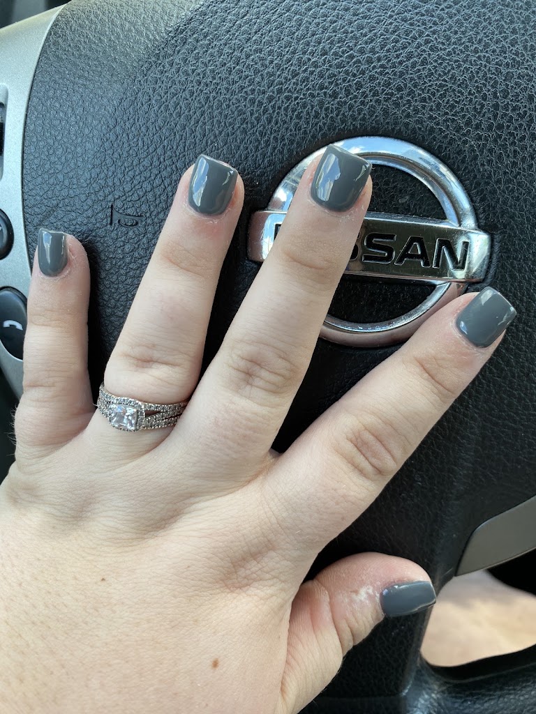 Nails Plus 33803