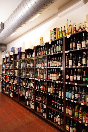 Wine Store «SquareWine & Spirits», reviews and photos, 24-20 Jackson Ave, Long Island City, NY 11101, USA