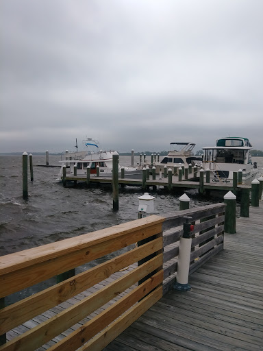 Community Center «Biloxi Community Center», reviews and photos, 591 Howard Ave, Biloxi, MS 39530, USA