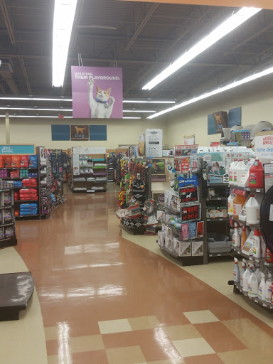 Pet Supply Store «Petco Animal Supplies», reviews and photos, 3401 Pineville-Matthews Rd, Charlotte, NC 28226, USA