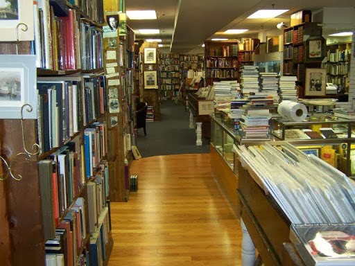 Used Book Store «Commonwealth Books», reviews and photos, 9 Spring Ln, Boston, MA 02109, USA