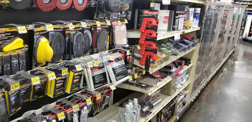 Auto Parts Store «Pep Boys Auto Parts & Service», reviews and photos, 61-01 Metropolitan Ave, Ridgewood, NY 11385, USA