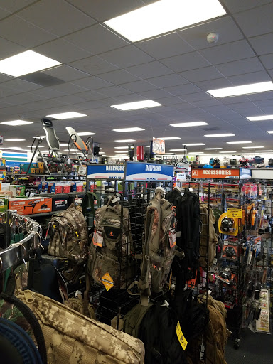 Sporting Goods Store «Big 5 Sporting Goods», reviews and photos, 19403 Victory Blvd #23, Reseda, CA 91335, USA